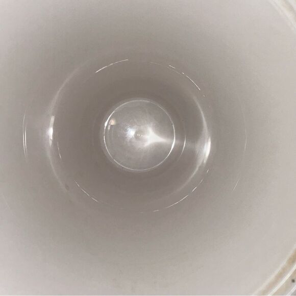 Starbucks Spring 2023 Pearl White Mermaid Grande 16 Oz. Cold Tumbler Cup - Picture 3 of 3